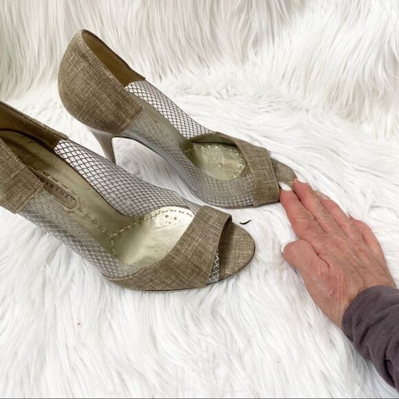 Stella McCartney clear PVC with linen pumps 6.5 - Picture 2 of 12